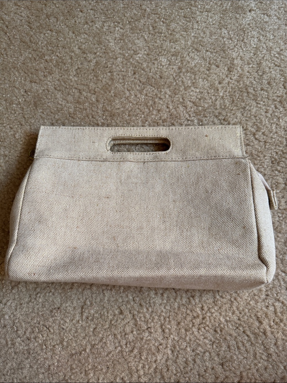 ⭐️ Canvas Cutout Handle Clutch Bag in Natural
